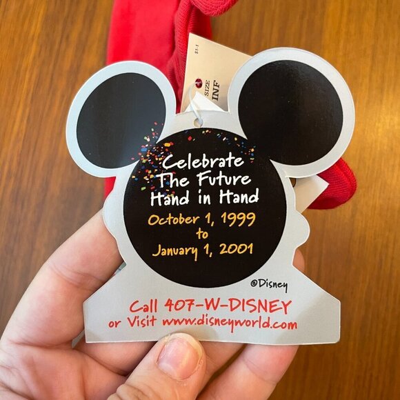 Vintage NWT Winnie the Pooh Infant Cap 2000's Disney Millennium Celebration - Picture 8 of 9